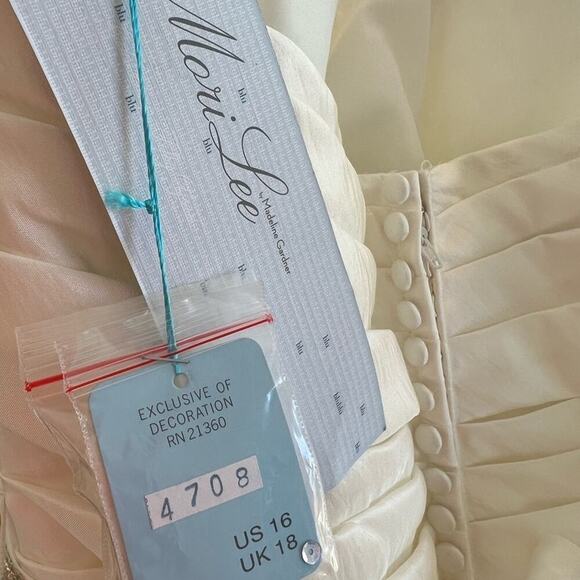 Mori Lee by Madeline Gardner Mermaid Wedding Gown *NWT - Picture 9 of 9